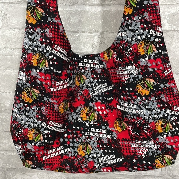 Handcrafted Chicago Blackhawks Purse - Picture 1 of 9